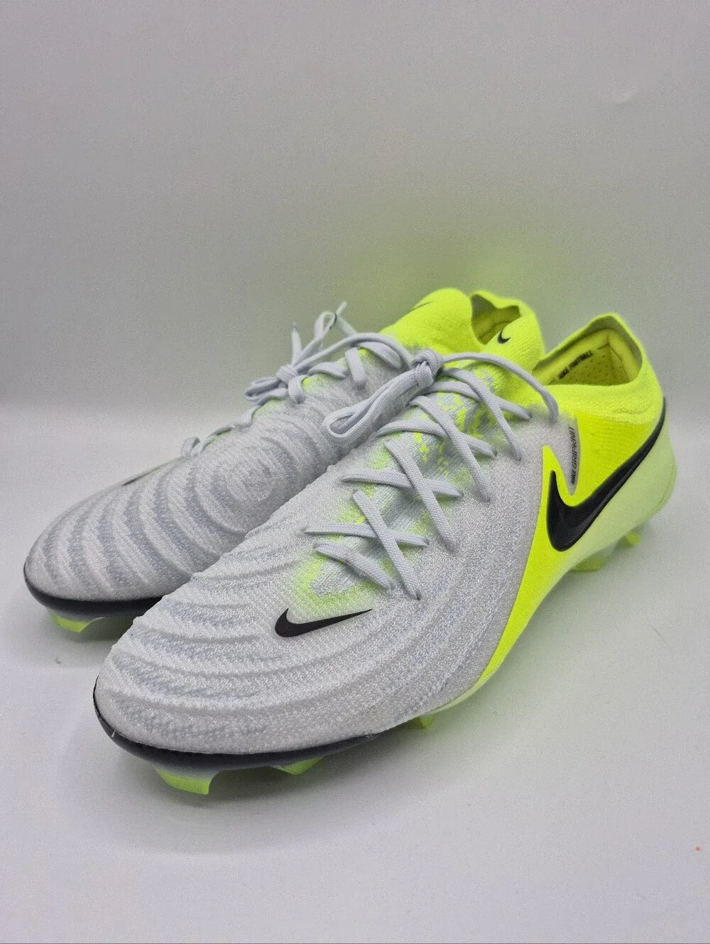 Nike Phantom Luna 2 Elite FG Pack Grey Volt Pack Men’s Size 8 HF4355-003